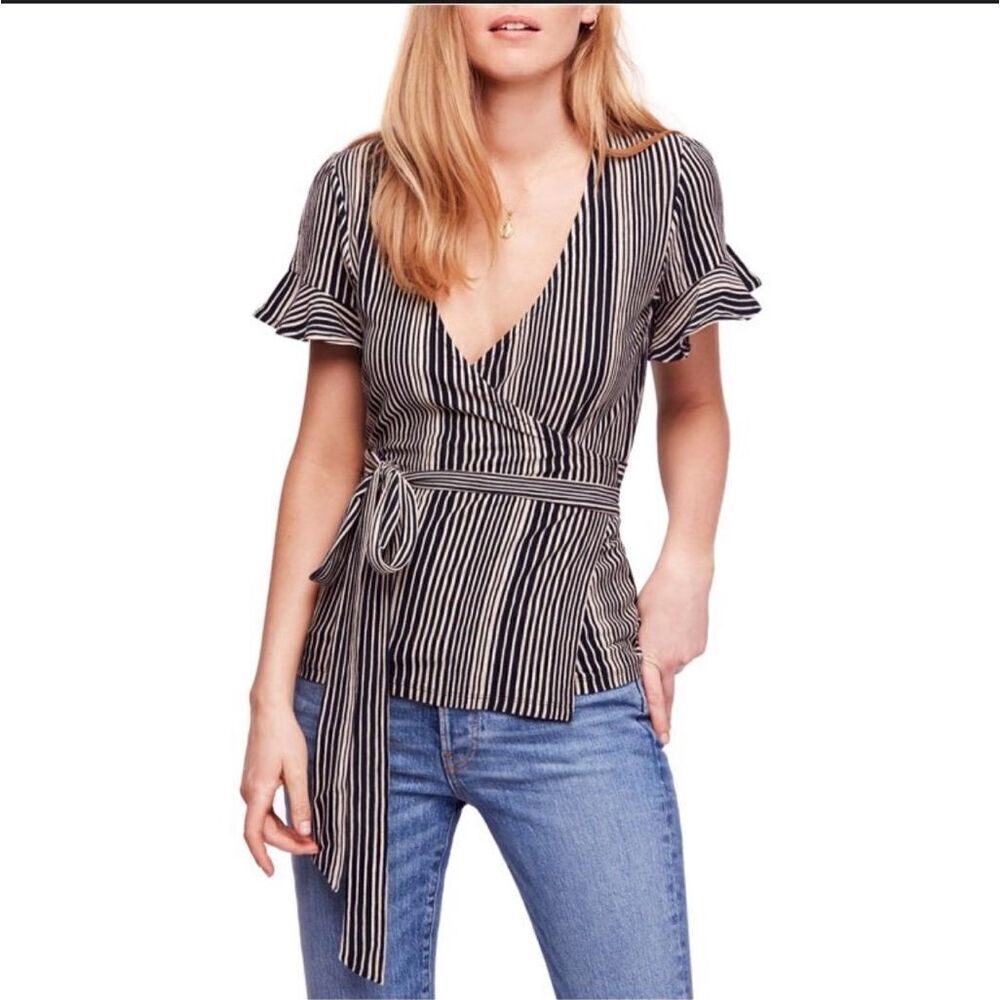 Free People Womens Wrapped Around My Finger Wrap Blouse size xs